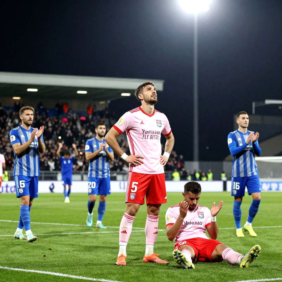 Midfield crisis: Vietnam's real problem ahead of the Philippines opener Midfield crisis: Vietnam's real problem ahead of the Philippines opener