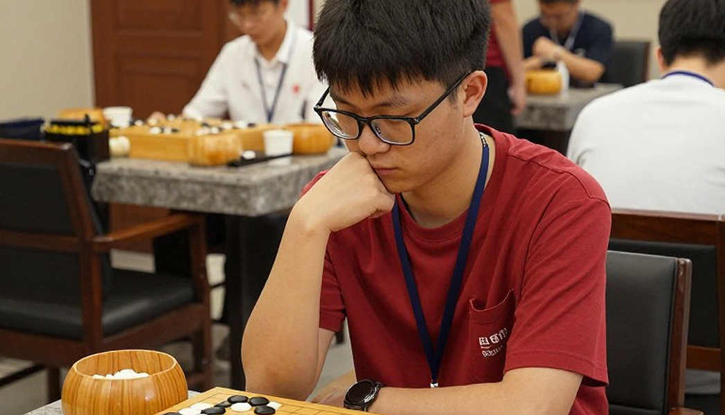 Bỏ phiếu FIDE ngày 26/9 tại Samarkand: Ba ứng viên và một thế cờ chưa ai gỡ Bỏ phiếu FIDE ngày 26/9 tại Samarkand: Ba ứng viên và một thế cờ chưa ai gỡ