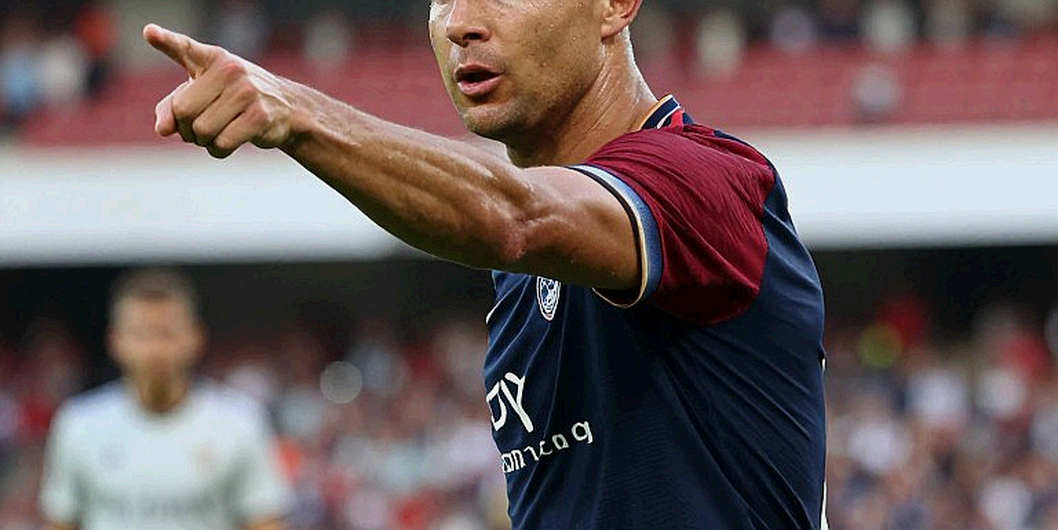 Mùa giải thường niên và bảng cân đối kế toán: V-League được quyết định trước khi bóng lăn