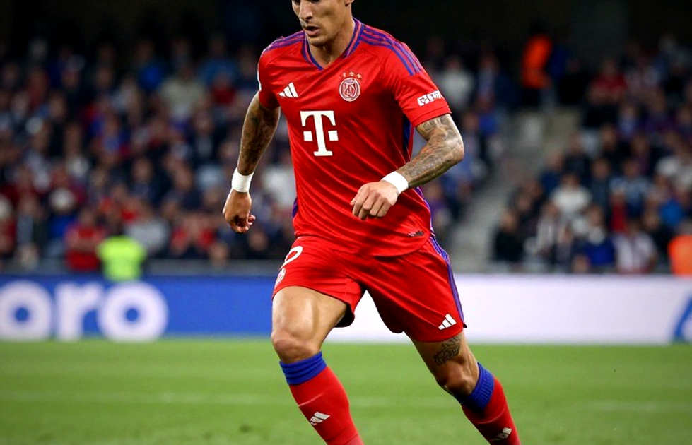 Juventus và cái giá của sự vội vàng: Vụ Douglas Luiz, Gonzalez và bài học từ hành lang Juventus và cái giá của sự vội vàng: Vụ Douglas Luiz, Gonzalez và bài học từ hành lang