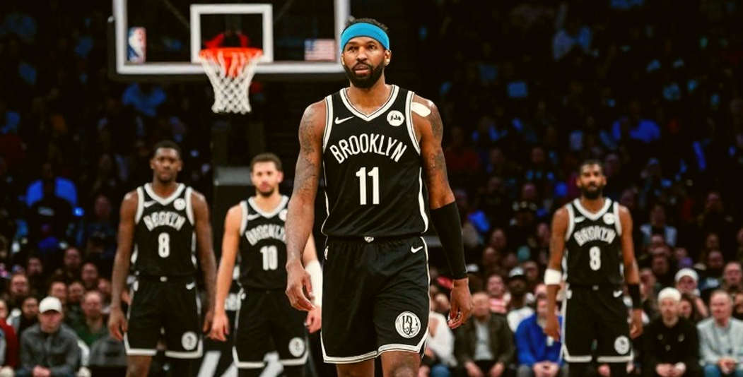 Chấn thương đầu gối của Maxime Raynaud: Bài toán chiều sâu hàng dưới của Sacramento Kings